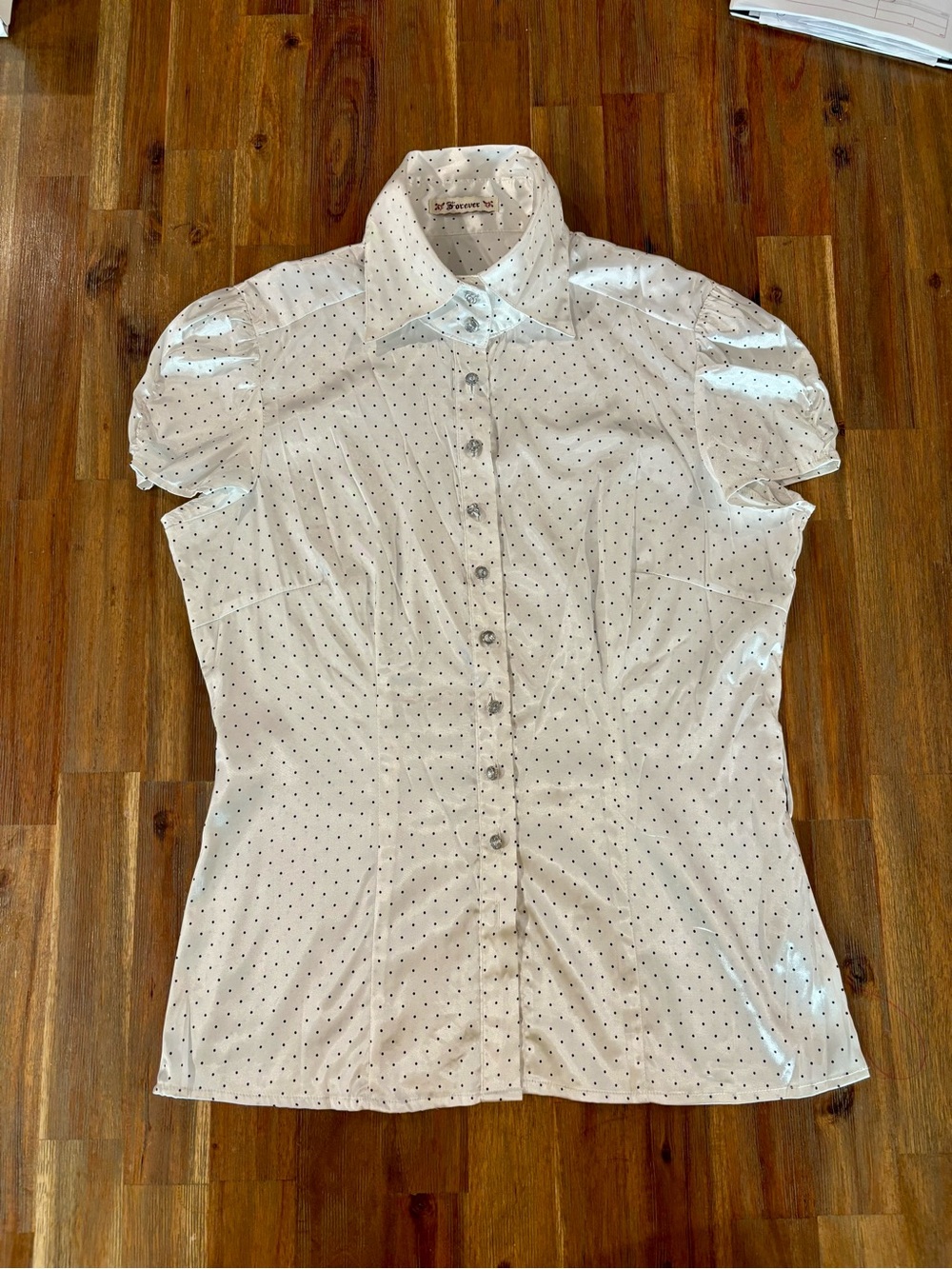 Forever Classic White Polka Dot Button-Front Puff Sleeve Top